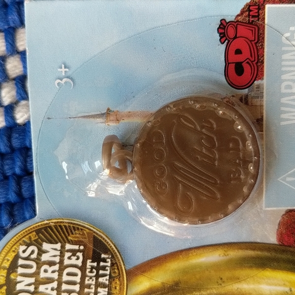 "Oz The Great and Powerful" Theodora's Riding Hat to Witch Hat - Picture 6 of 6